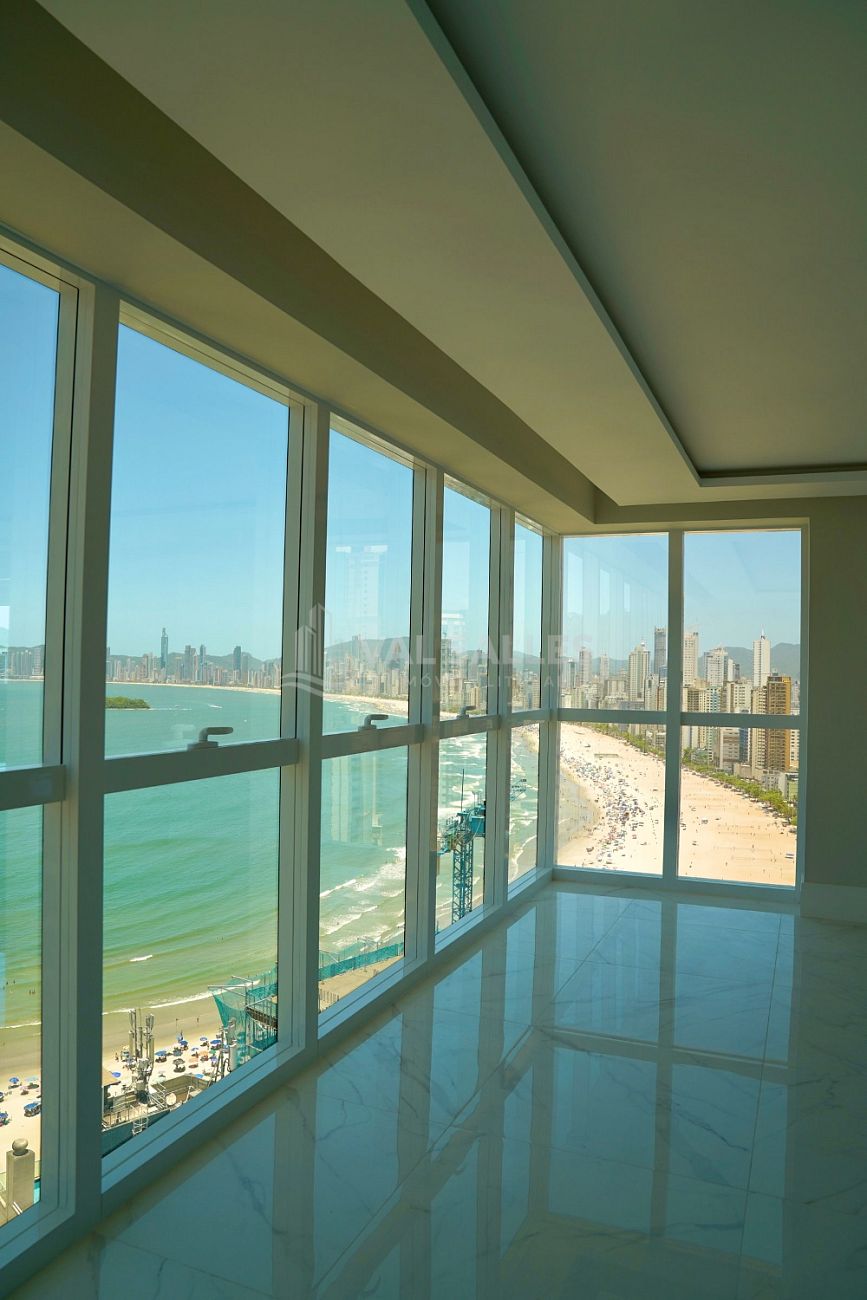 Exclusividade e Vista Privilegiada na Barra Norte - foto 1